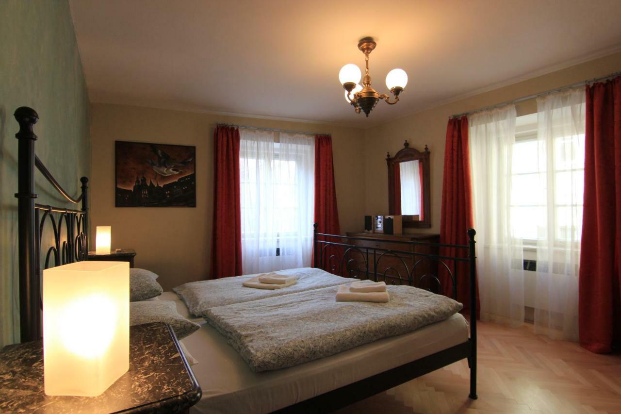 Mala Strana Apartment 1 Прага Екстериор снимка